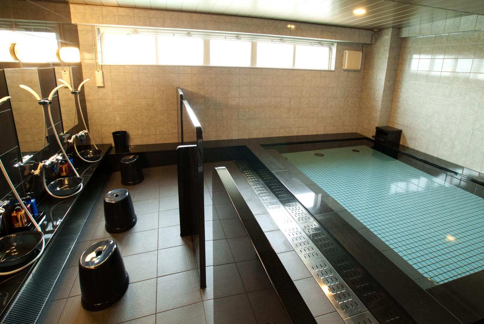 Az Inn Higashi Omi Notogawa Ekimae Higashiomi Ngoại thất bức ảnh